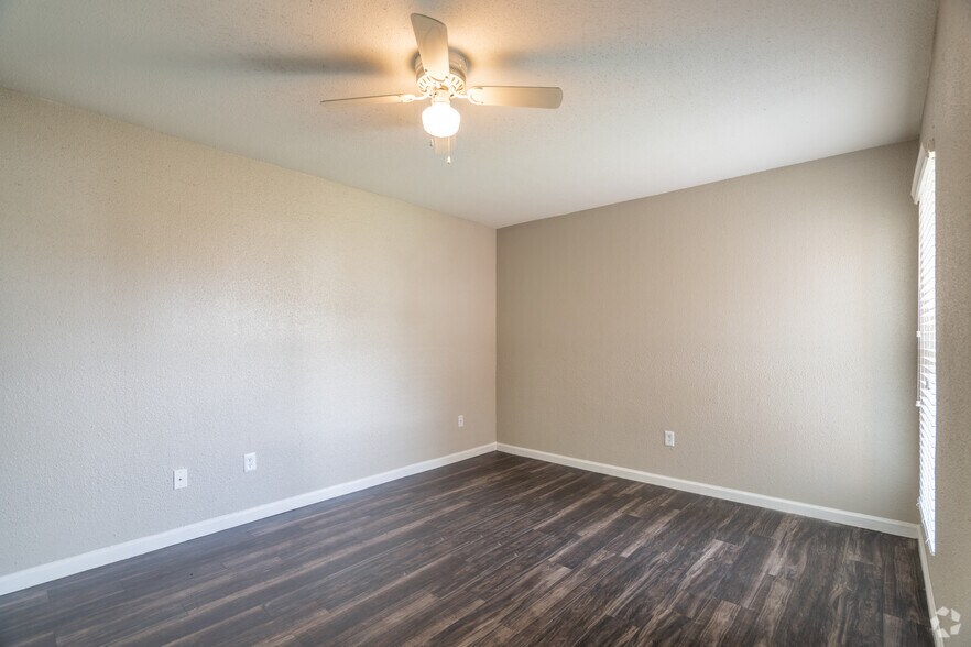 More Photos Of 3619 Texas St, Lake Charles Apartments For Sale