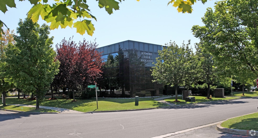 More Photos Of 85 Renfrew Dr, Markham Office For Sale