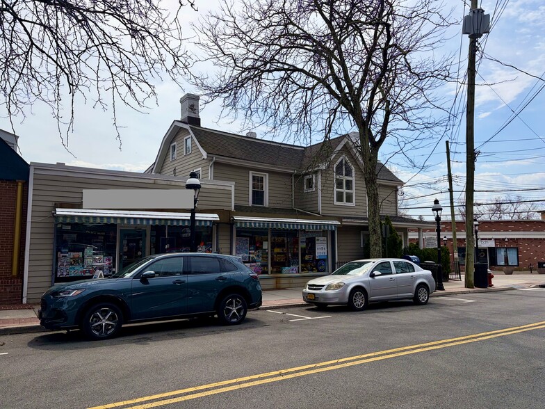 More Photos Of 128 Grand St, Croton-on-Hudson Office For Sale