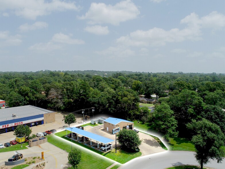 More Photos Of 206 Winchester Dr, Tyler Carwash For Sale