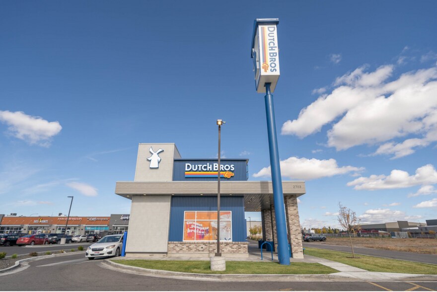 More Photos Of 2703 E Sunnyside Rd, Ammon Fast Food For Sale