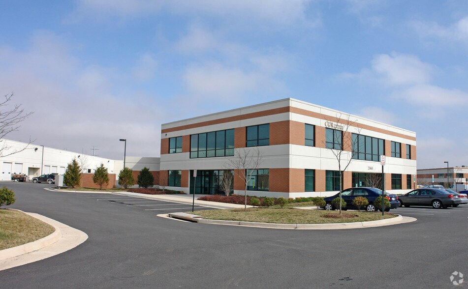 More Photos Of 23465 Rock Haven Way, Dulles Light Manufacturing For Lease