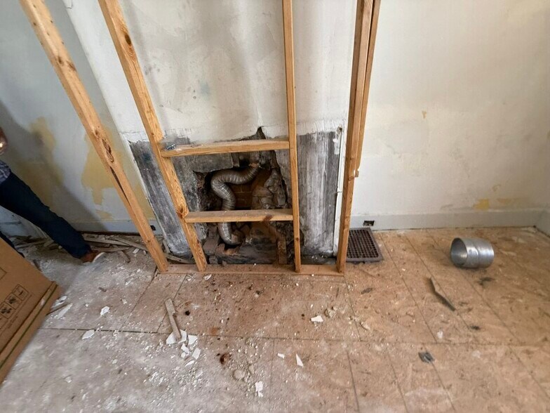 More Photos Of 2450 River Rd, Cincinnati Multifamily For Sale