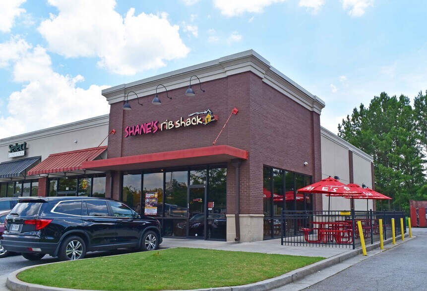 More Photos Of 5770 Peachtree Industrial Blvd, Norcross General Retail For Lease