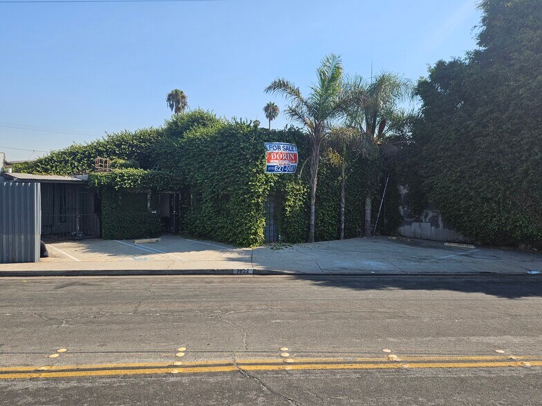 More Photos Of 7822 Salt Lake Ave, Cudahy Warehouse For Lease