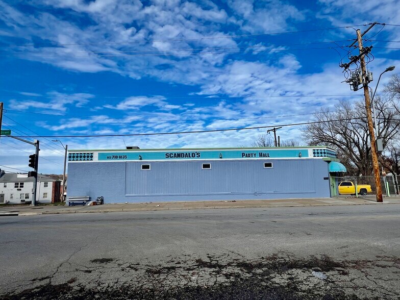 More Photos Of 5400 E 12th St, Kansas City Freestanding For Sale