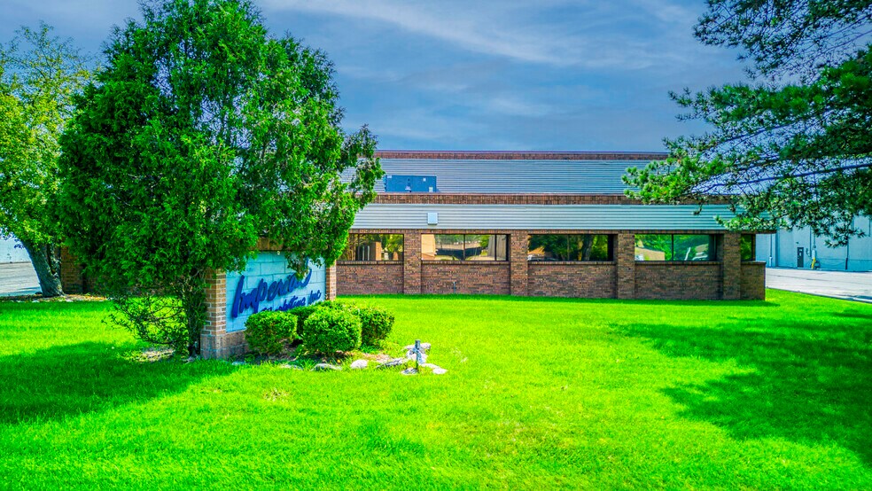 Primary Photo Of 21238 Bridge St, Southfield Warehouse For Lease