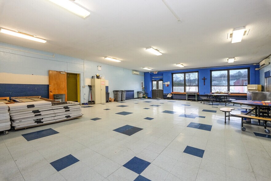 More Photos Of 145 Clinton Ave, Staten Island Religious Facility For Sale