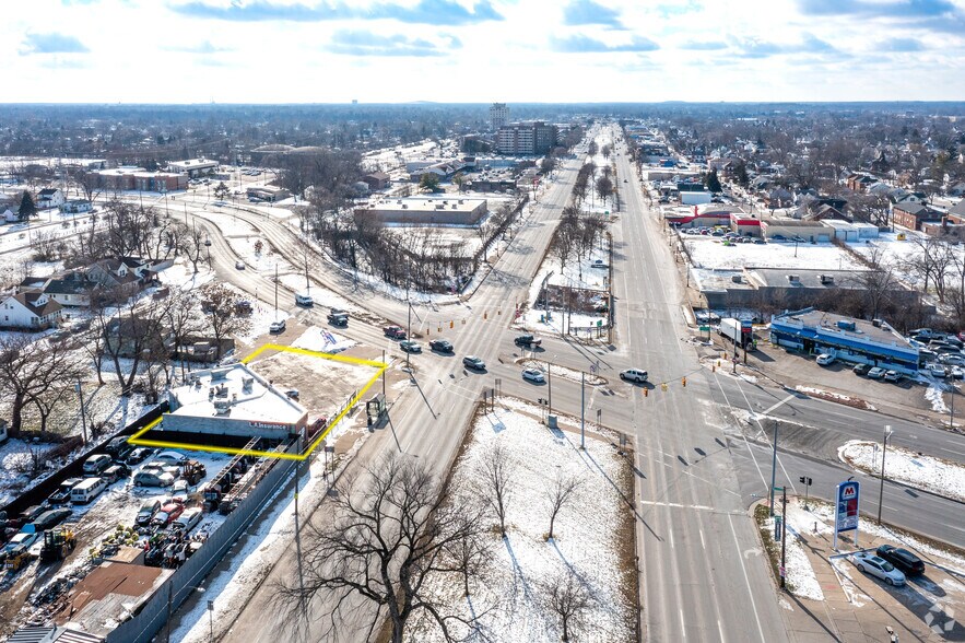 More Photos Of 3511-3517 S Fort St, Detroit Freestanding For Lease