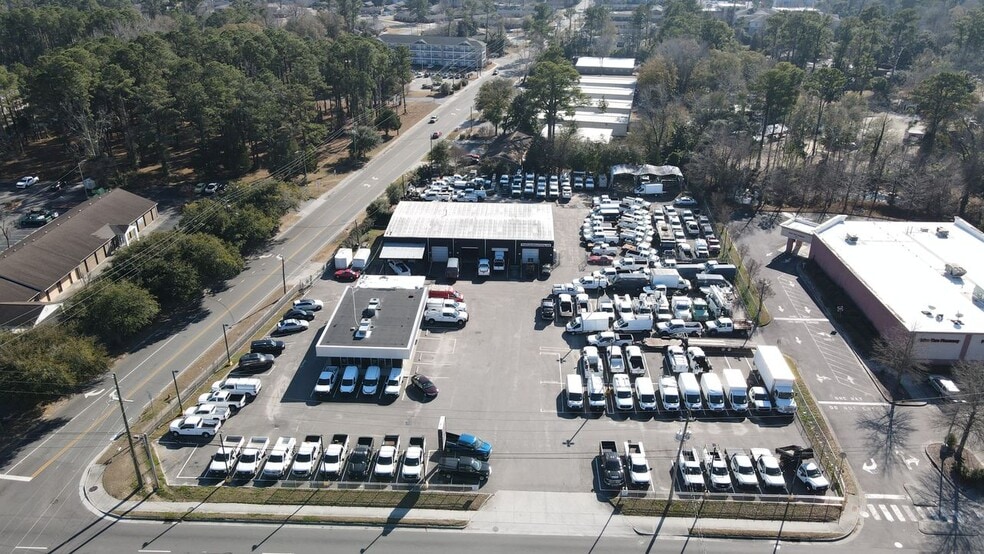 More Photos Of 3412 Market St, Wilmington Auto Repair For Sale