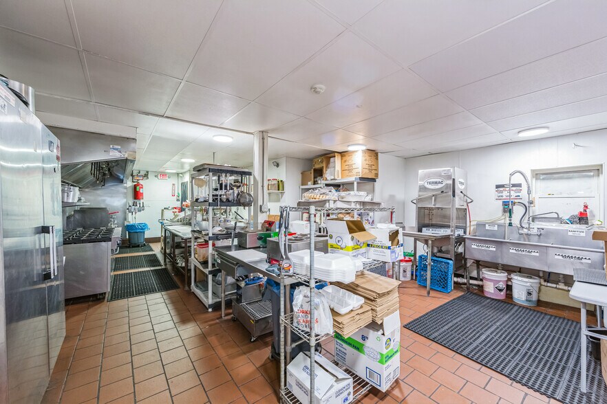 More Photos Of 211-17 Main St, Royersford Bar For Sale