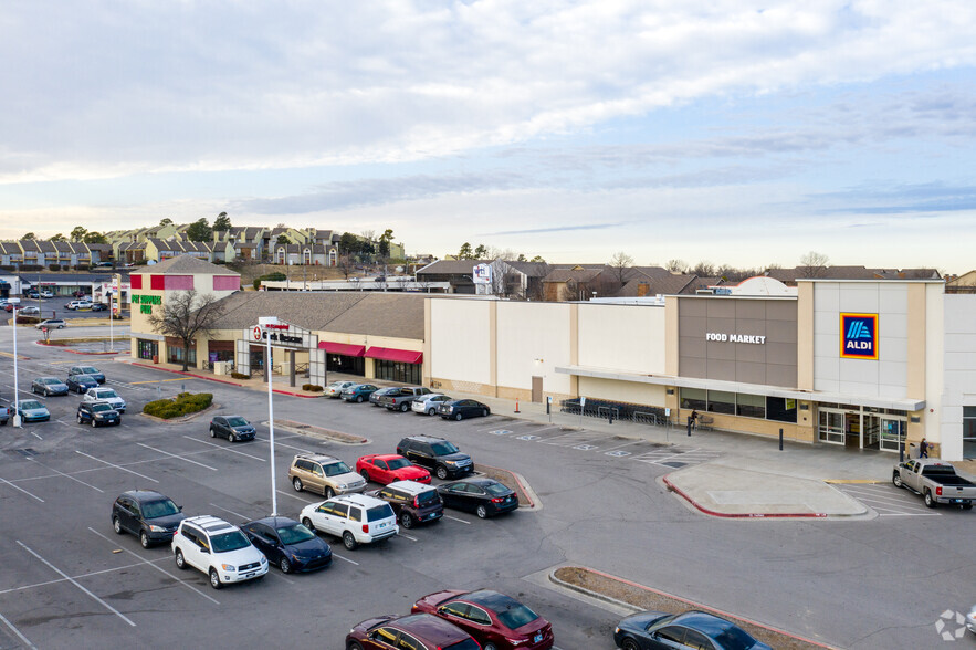 Primary Photo Of 8221 E 61st St, Tulsa General Retail For Lease