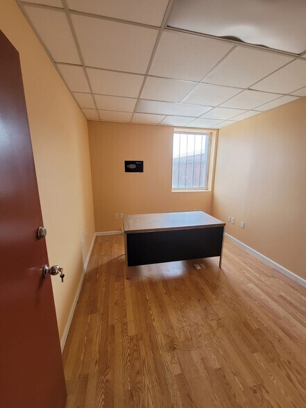 More Photos Of 926-932 Broadway, Newark Freestanding For Sale