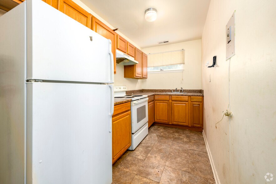 More Photos Of 601 Eastern Ave NE, Capitol Heights Medical For Sale