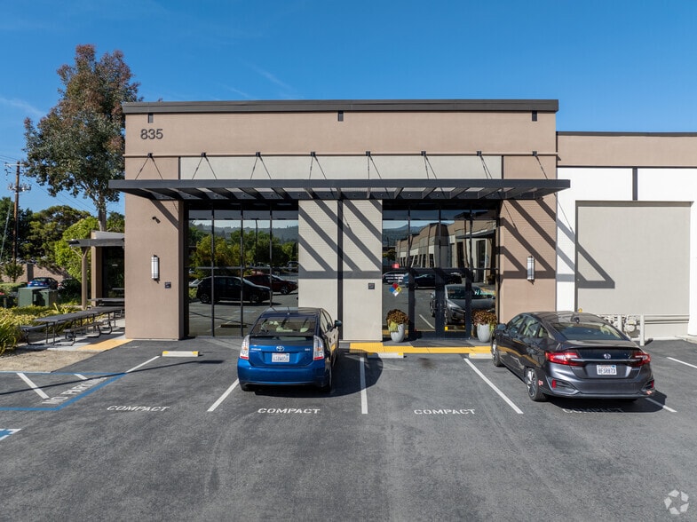 More Photos Of 835 E San Carlos Ave, San Carlos Manufacturing For Lease