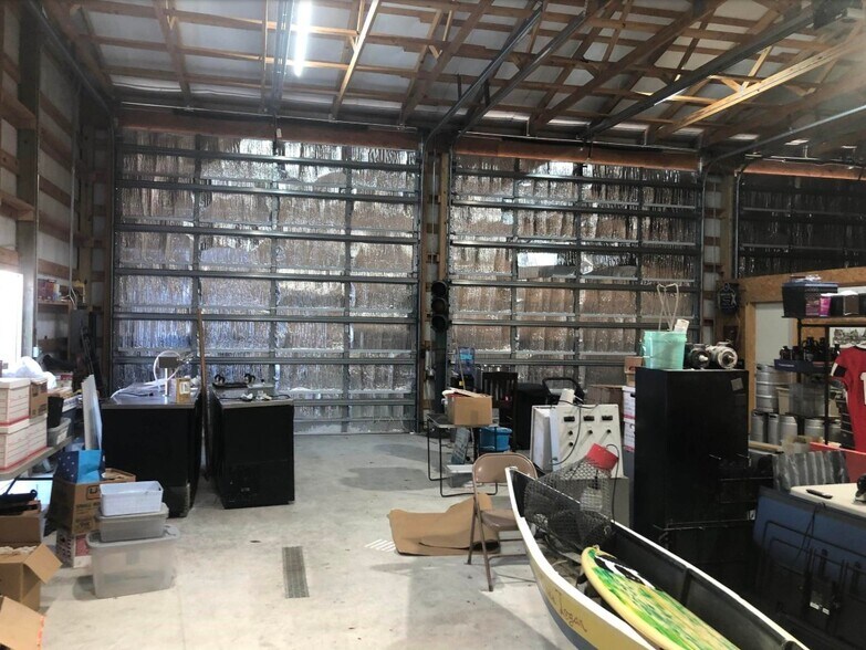 More Photos Of 1106 Port Neches Ave, Port Neches Warehouse For Sale