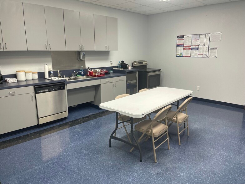 More Photos Of 3040 E Meadows Blvd, Mesquite Light Distribution For Sale