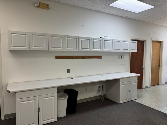 More Photos Of 7794 Grow Dr, Pensacola Office For Lease