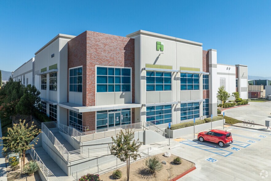 Primary Photo Of 11253 Redwood Ave, Fontana Warehouse For Lease