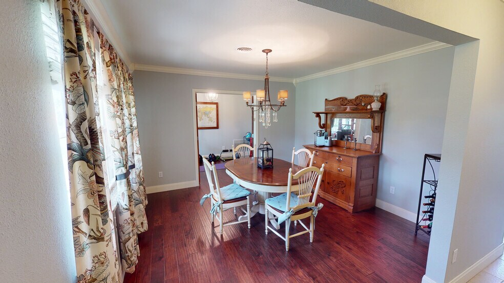 More Photos Of 16712 County Road 1580, Ada Sports And Entertainment For Sale