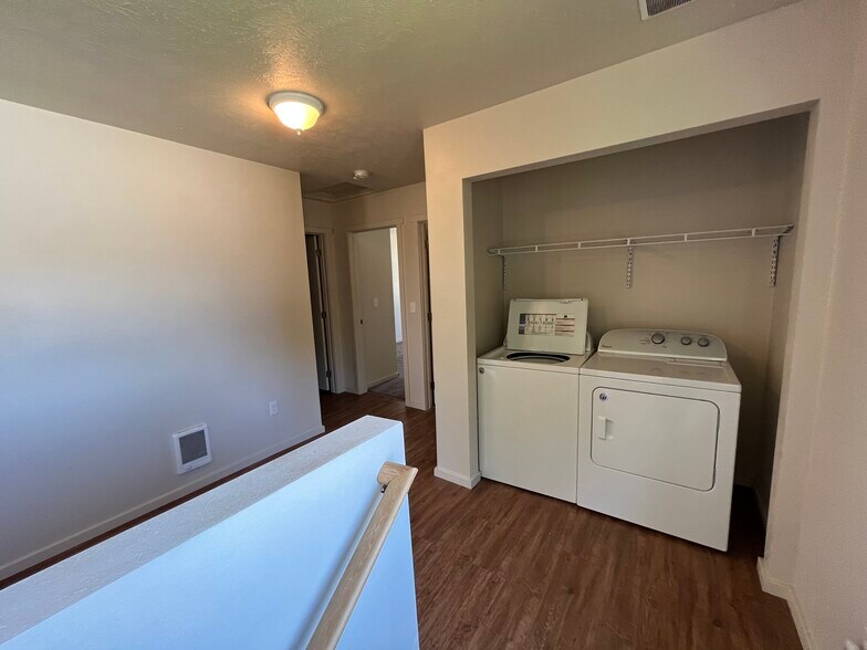 More Photos Of 308-318 W 3rd St, Cheney Apartments For Sale