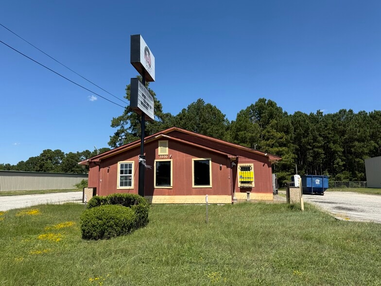 More Photos Of 3500 Murchison Rd, Fayetteville Restaurant For Sale