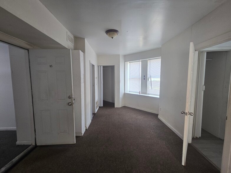 More Photos Of 3675 Oakman Blvd, Detroit Apartments For Sale
