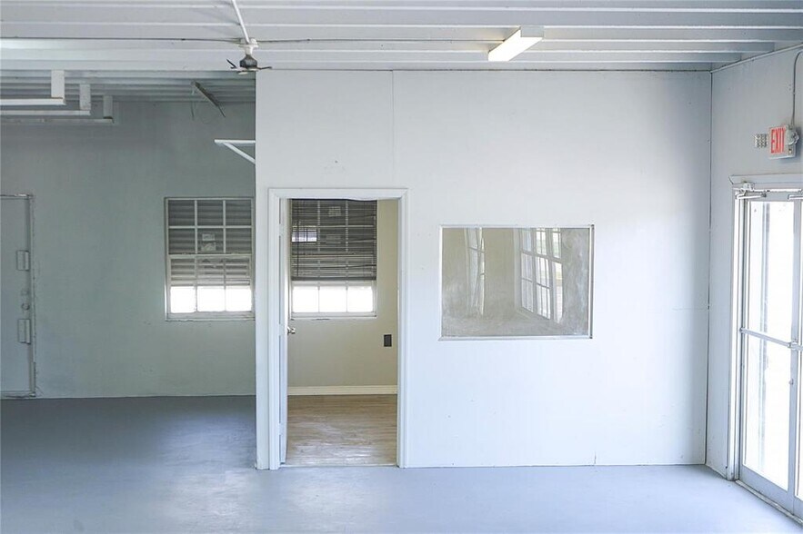 More Photos Of 3000 N 22nd Ave, Hollywood Freestanding For Sale