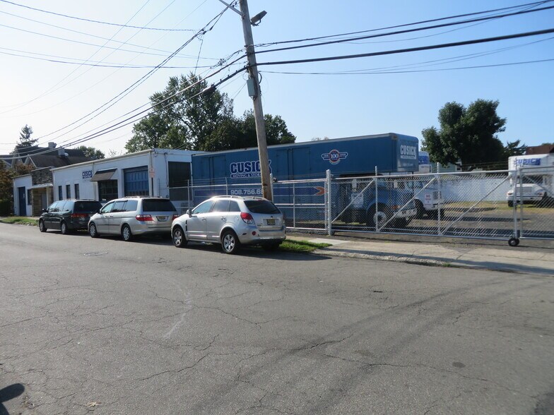 More Photos Of 13-23 Steiner Pl, North Plainfield Warehouse For Lease