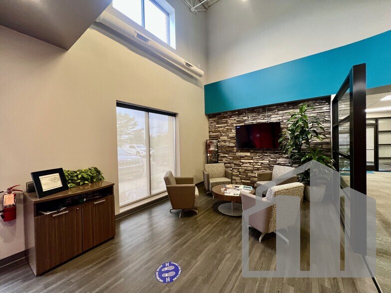 More Photos Of 41369 Vincenti Ct, Novi Light Manufacturing For Sale