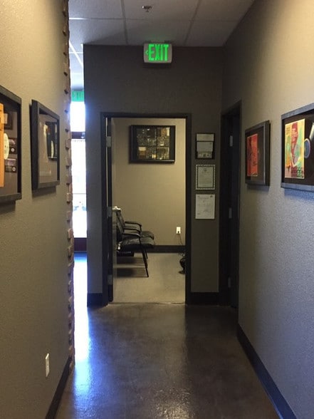 More Photos Of 4416 Yankee Hill Rd, Rocklin Warehouse For Lease