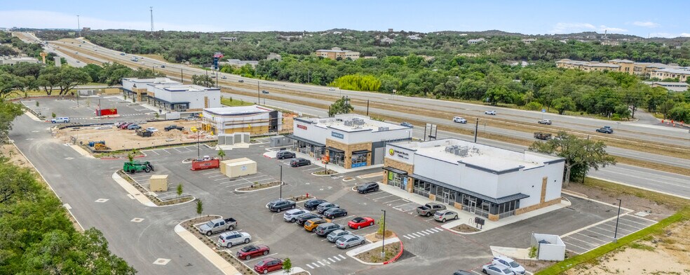 More Photos Of NEC IH-10, Boerne Storefront For Sale