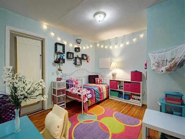 More Photos Of 1301 E Main St, Round Rock Specialty For Sale
