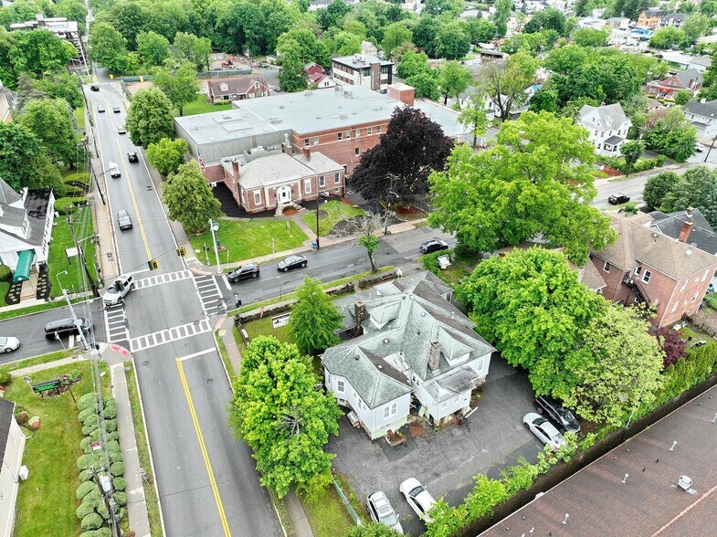 More Photos Of 22 S Madison Ave, Spring Valley Office For Sale