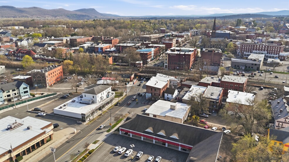 More Photos Of 1 Market St, Northampton Storefront Retail Residential For Lease