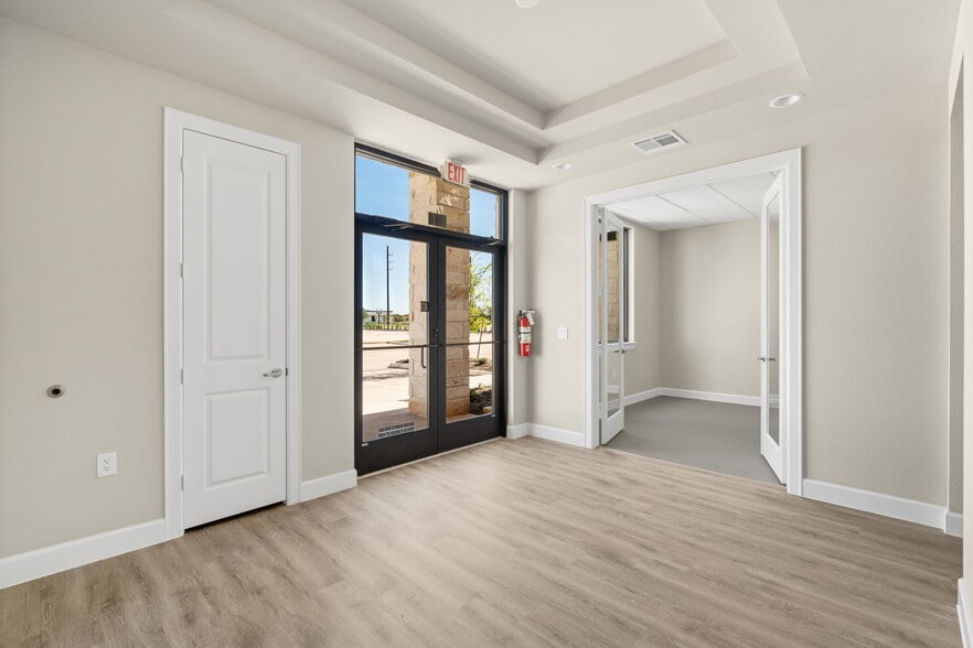 More Photos Of 5501 Cabrera Dr, Sugar Land Unknown For Lease