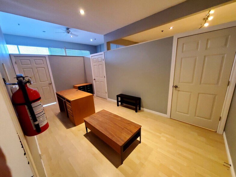 More Photos Of 2071 Kingsway Ave, Port Coquitlam Light Distribution For Lease
