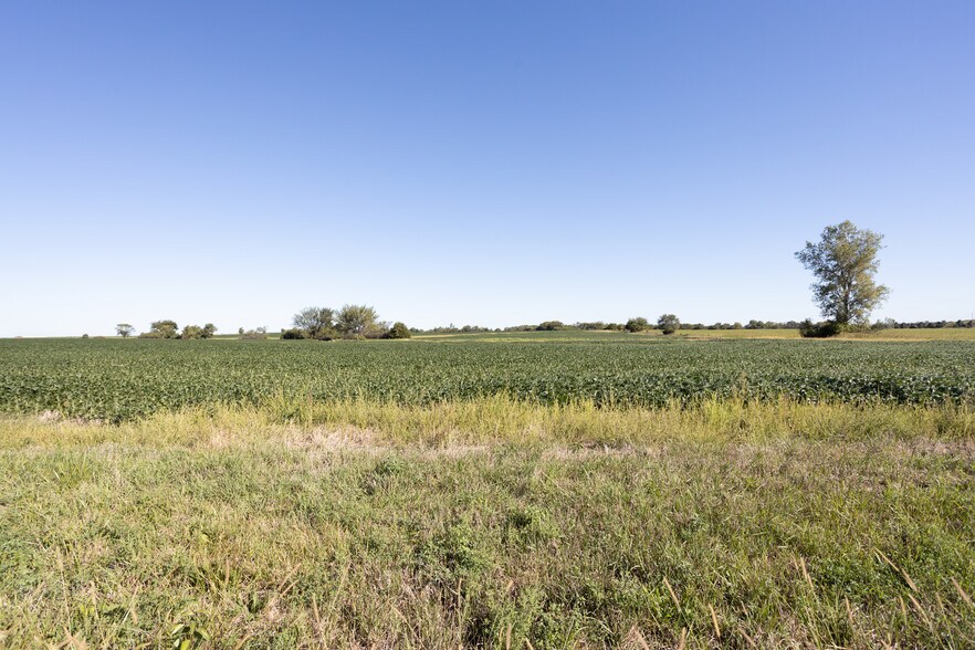 More Photos Of W 167th Street & S Clare Rd, New Century Distribution For Lease