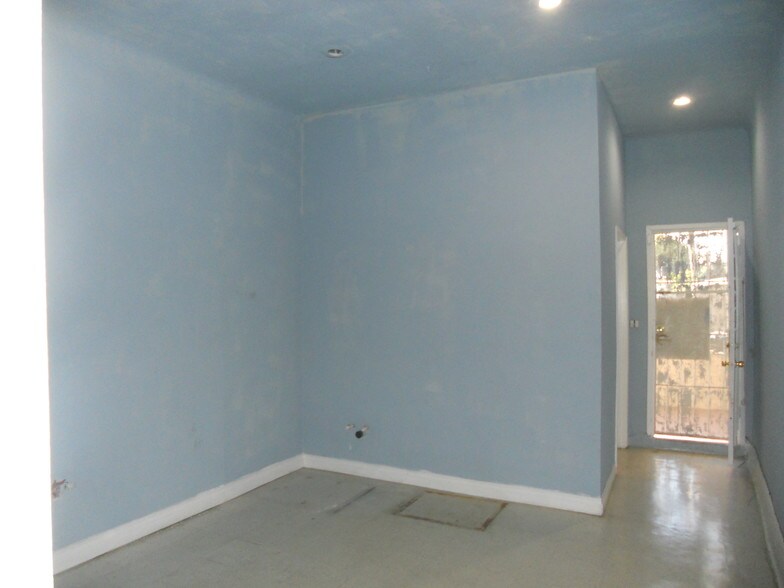 More Photos Of 8217-8227 S Western Ave, Los Angeles Storefront Retail Residential For Lease
