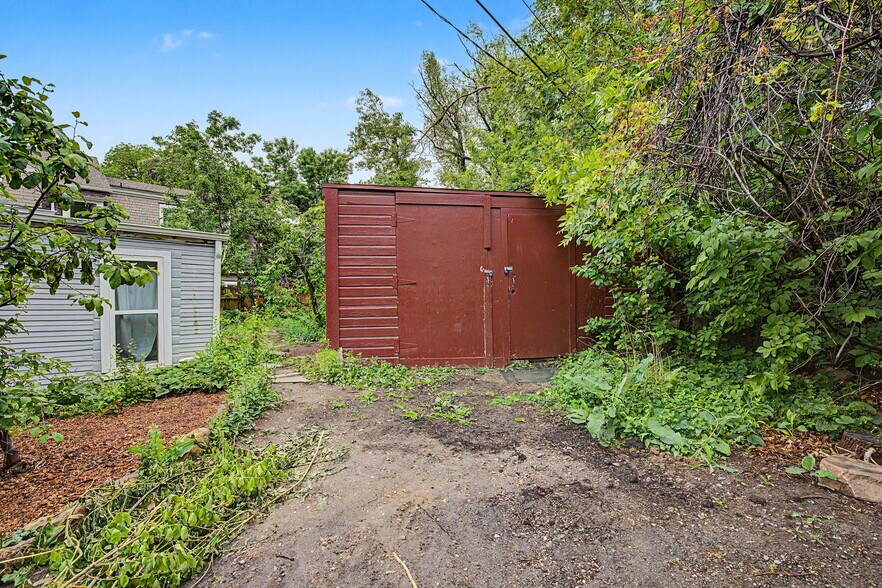 More Photos Of 1044 Maxwell Ave, Boulder Apartments For Sale