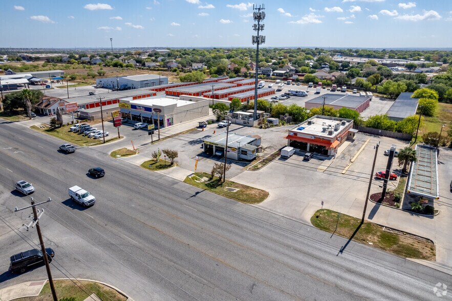 More Photos Of 6616 Fm 78, San Antonio Unknown For Lease