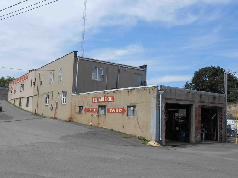 Primary Photo Of 351 Courtland Ave, Stamford Industrial For Sale