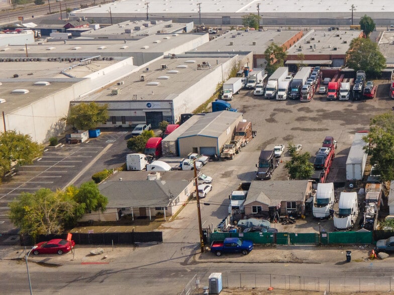 More Photos Of 11942 Allegheny St, Sun Valley Land For Sale