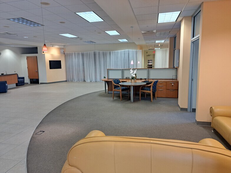 More Photos Of 130 S Indian River Dr, Fort Pierce Office Residential For Sale