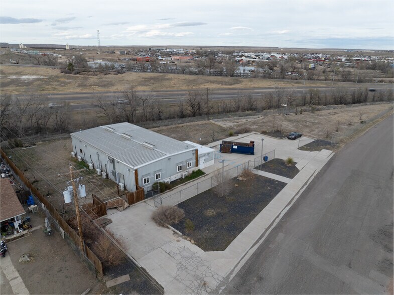 More Photos Of 3035 E 4th St, Pueblo Service For Sale