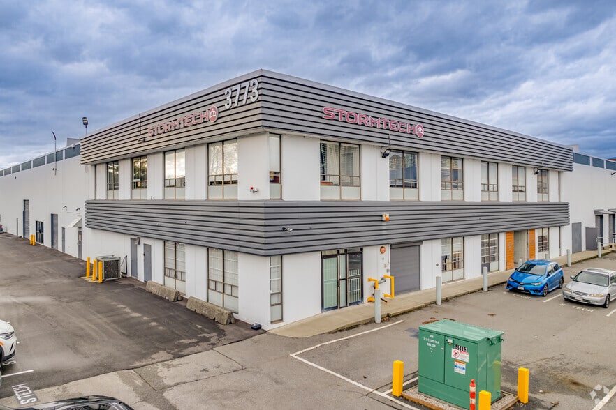 More Photos Of 2550 Boundary Rd, Burnaby Unknown For Lease