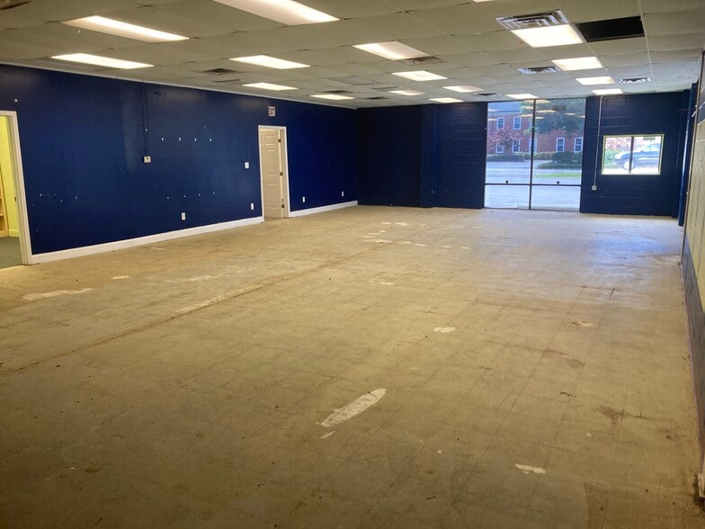 More Photos Of 4609 Wrightsville Ave, Wilmington Freestanding For Sale