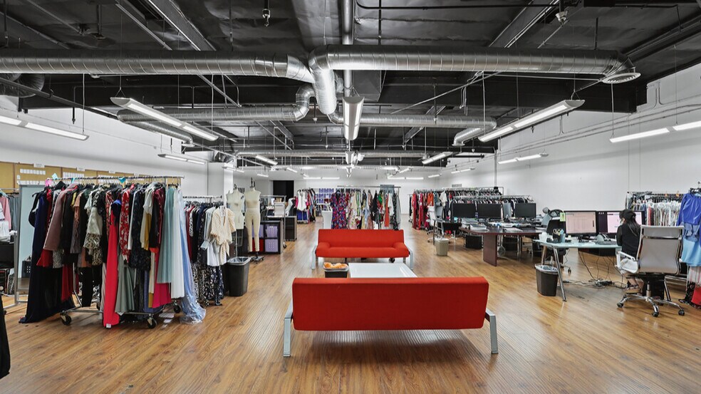 More Photos Of 2250 Maple Ave, Los Angeles Warehouse For Lease