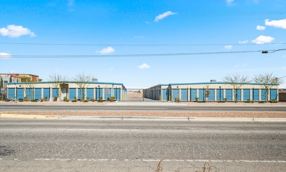 More Photos Of 14150 Pebble Hills Blvd, El Paso Self Storage For Sale