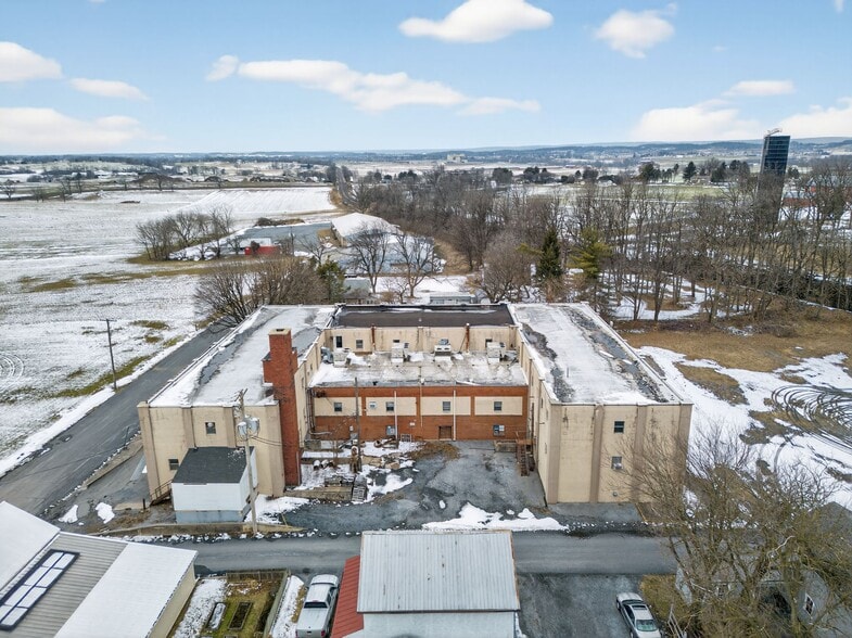 More Photos Of 25 Willow st, Richland Warehouse For Sale